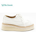 Bo Derek復古綁帶方圓頭中台包鞋-米